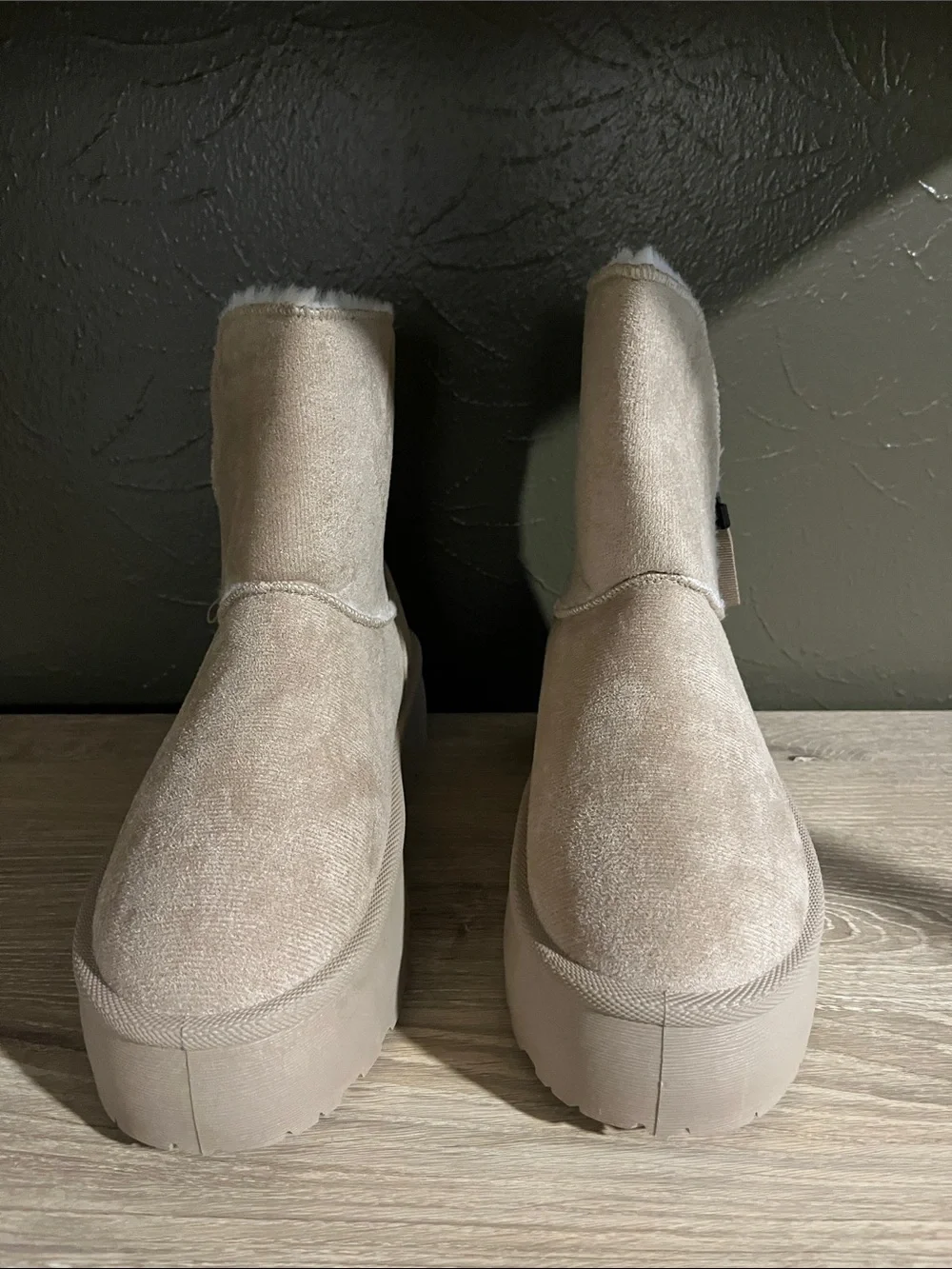 Women's Size 7 Cozzy Girl Ankle Boots - Tan Color